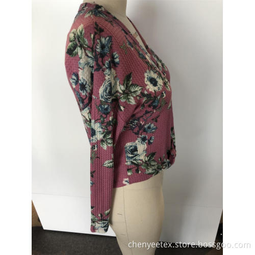 Blommig rund hals stickad cardigan